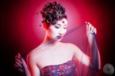 Foto de Belleza con una Modelo Oriental