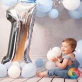 Pues ya va a cumplir un aÃ±o! SesiÃ³n de cumpleaÃ±os.  #santiagoamo #sesionniÃ±os #sesioncumpleaÃ±os #sesiontarta #globos #nophotoshopneeded #nophotoshop #lightning #mihijo #niÃ±oguapo