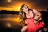 Novios en un Atardecer