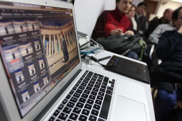 Procesado de imágenes en un taller de fotografía
